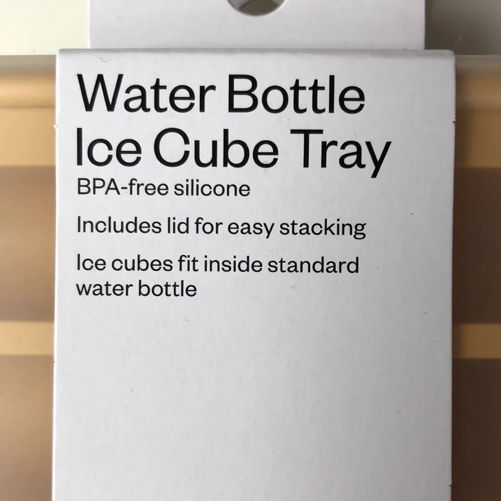 Room Essentials Silicone Water Bottle Ice Cube Tray With Lid  Set Of Two (2)